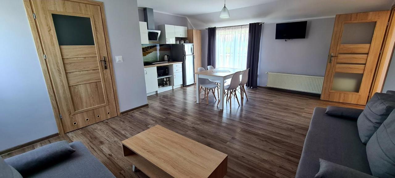 Moris Pokoje Goscinne Leba Exteriér fotografie