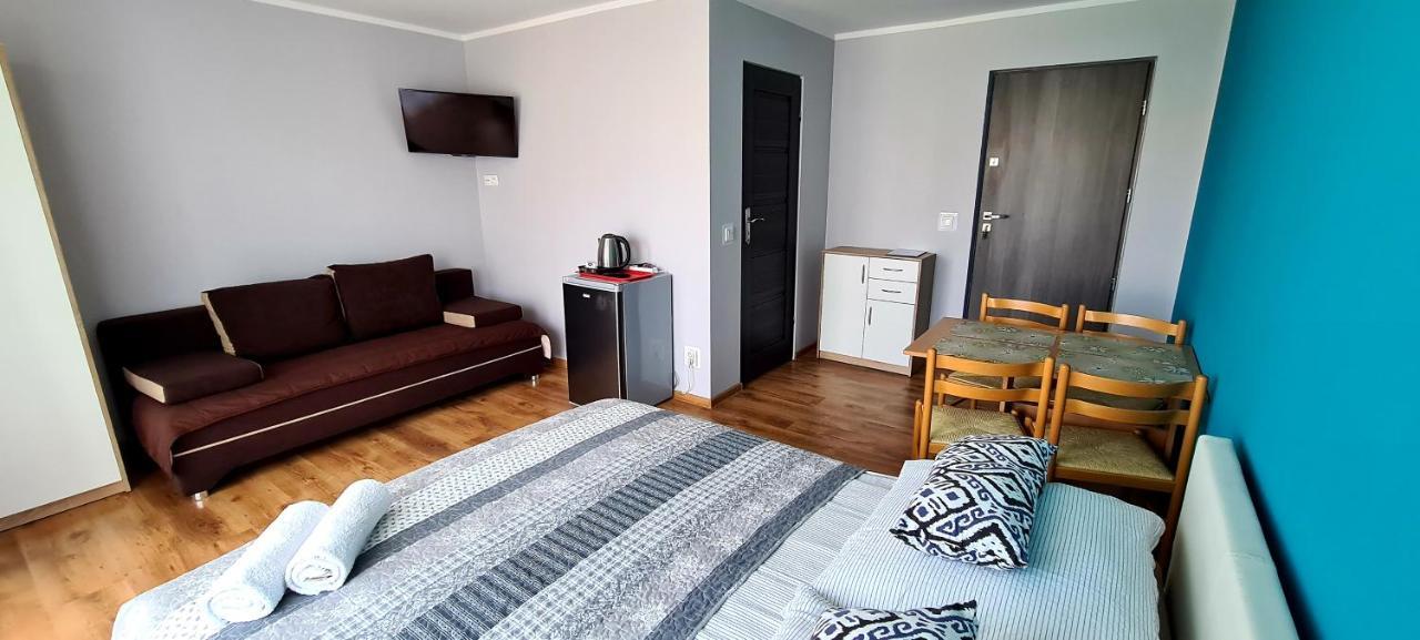 Moris Pokoje Goscinne Leba Exteriér fotografie