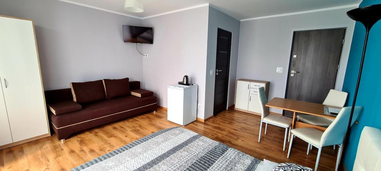 Moris Pokoje Goscinne Leba Exteriér fotografie