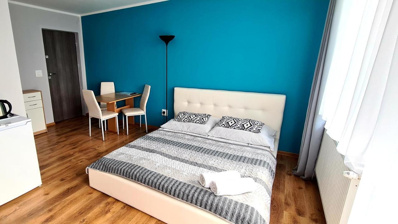 Moris Pokoje Goscinne Leba Exteriér fotografie