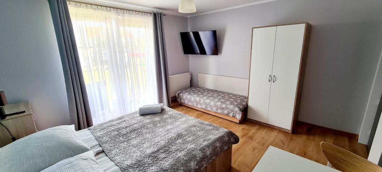 Moris Pokoje Goscinne Leba Exteriér fotografie